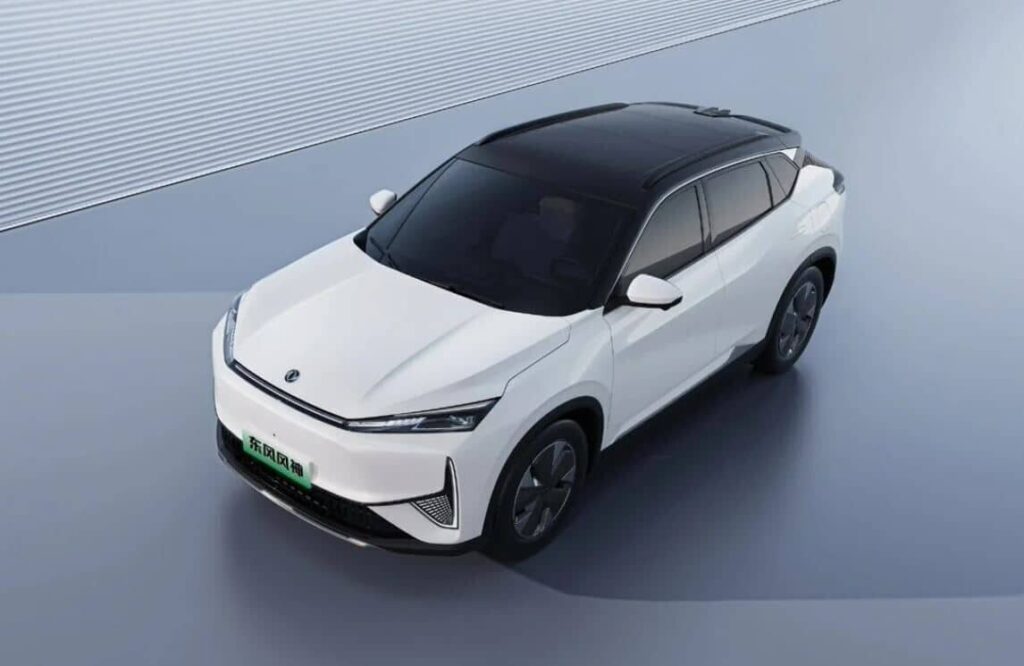 L۷ خودروی وارداتی ایران خودرو در بازار ایران