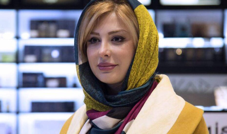 نیوشا ضیغمی با چادر آفتابی شد!