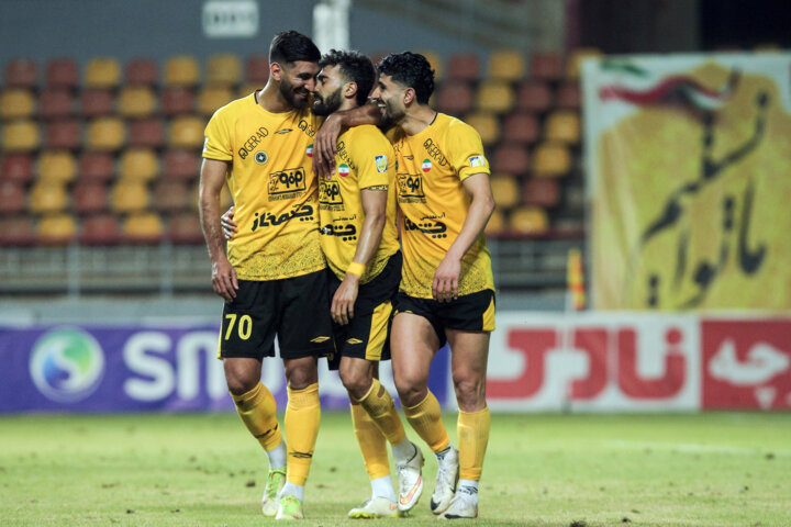 ترکیب احتمالی سپاهان مقابل پرسپولیس؛  