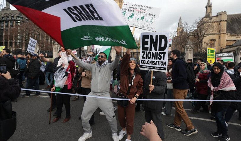 دیدنی های امروز؛ مراسم روز جهانی قدس از کشمیر تا لندن راهپیمایی روز جهانی قدس در لندن