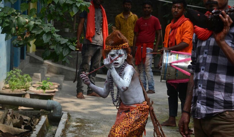 جشنواره آیینی " چارک پوجا" هندوها
