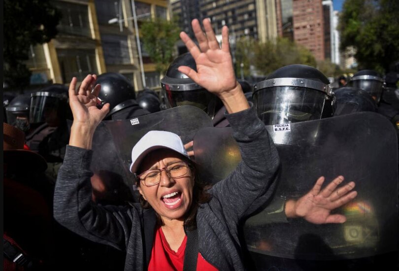 تظاهرات معلمان بولیویایی علیه تغییر قانون بازنشستگی