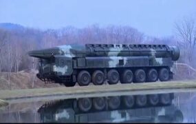 کره‌شمالی موشک جدید میان‌برد مافوق صوت