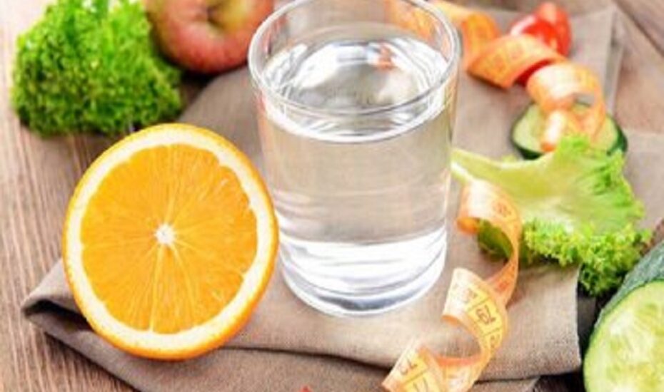 ۱۰ ماده غذایی تامین آب