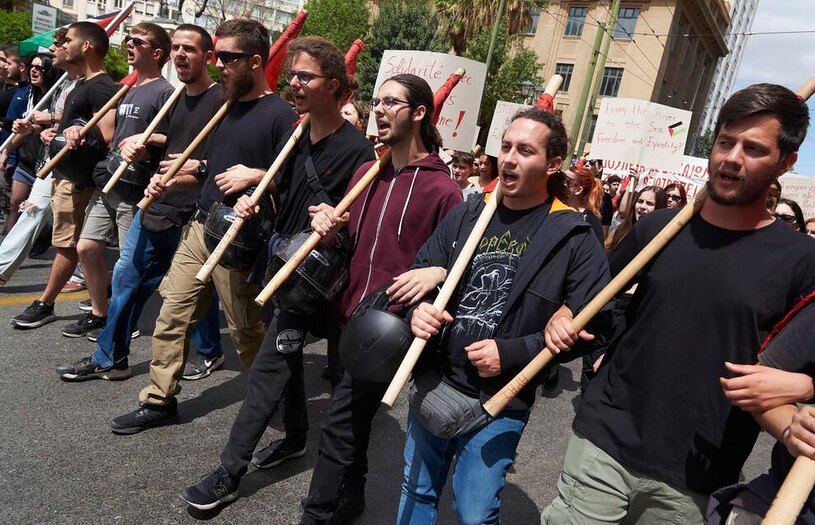 دیدنی های امروز؛ اعتراضات روز جهانی کارگر تظاهرات فعالان ضدسرمایه داری در شهر آتن یونان