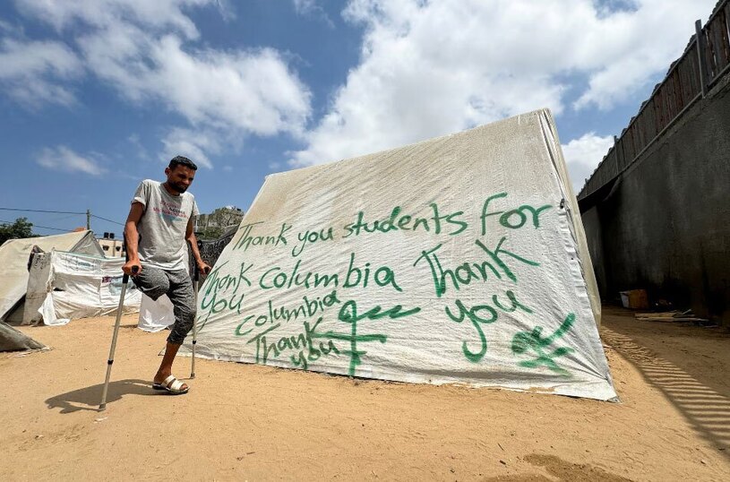 دیدنی های امروز؛ از روز جهانی آزادی مطبوعات تا سفرهای تبلیغاتی ترامپ نوشتن پیام های تشکر برای دانشجویان معترض حامی فلسطین