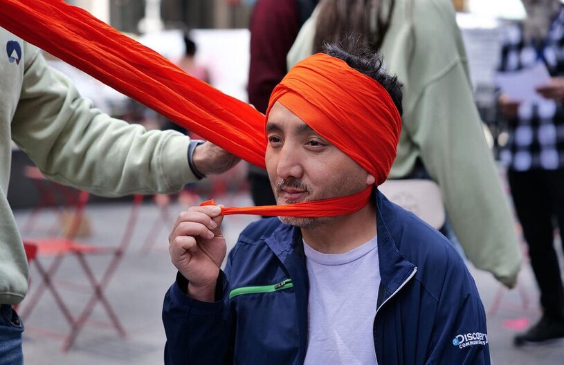 دیدنی های امروز؛ از شفق قطبی تا مسابقات یورو ویژن مراسم فرهنگی "روز عمامه"