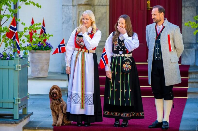 دیدنی های امروز؛ از دعای پاپ فرانسیس تا سفر پوتین به چین خانواده سلطنتی نروژ در طول جشن روز ملی