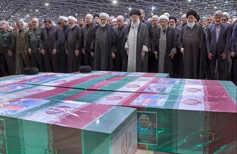 مراسم تشییع "شهدای خدمت"