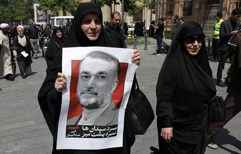 دیدنی های امروز؛ از کوهنورد افسانه ای نپال تا شهر میمون های تایلند مراسم تشییع و تدفین حسین امیر عبداللهیان