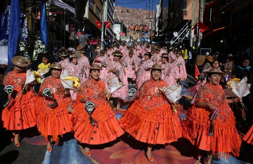 دیدنی های امروز؛ از میزبانی پاپ برای روز جهانی کودک تا هو شدن ترامپ جشنواره سالانه مذهبی(کاتولیک)