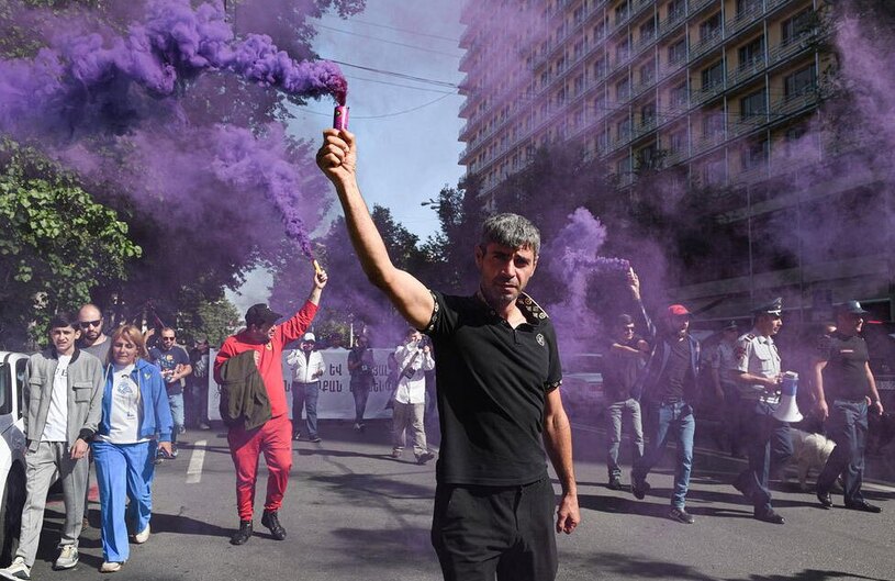 تظاهرات برضد نخست وزیر ارمنستان 