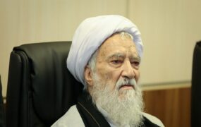 آیت‌الله موحدی کرمانی رئیس مجلس ششم خبرگان
