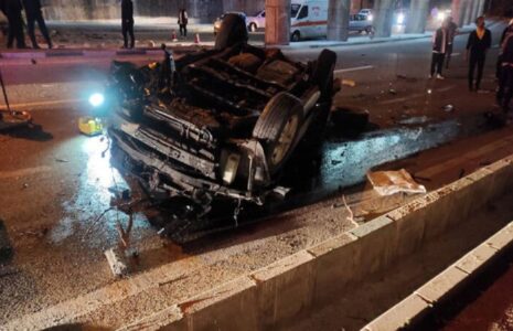 تصادف شدید خودروی سمند در اتوبان یادگار