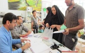 دریافت پول هنگام ثبت نام مدرسه