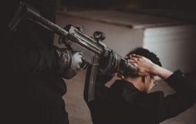 نجات پیرزن ۷۳ ساله از دست گروگانگیر اصفهانی