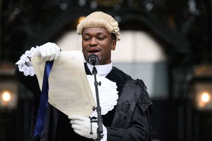 دیدنی های امروز؛ از گرمای بی سابقه در هند تا جارچی سلطنتی لندن جارچی رسمی لندن