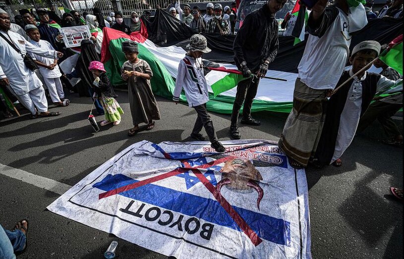 دیدنی های امروز؛ از سفر رهبران غربی به فرانسه تا اوضاع غزه تظاهرات در همبستگی با فلسطین