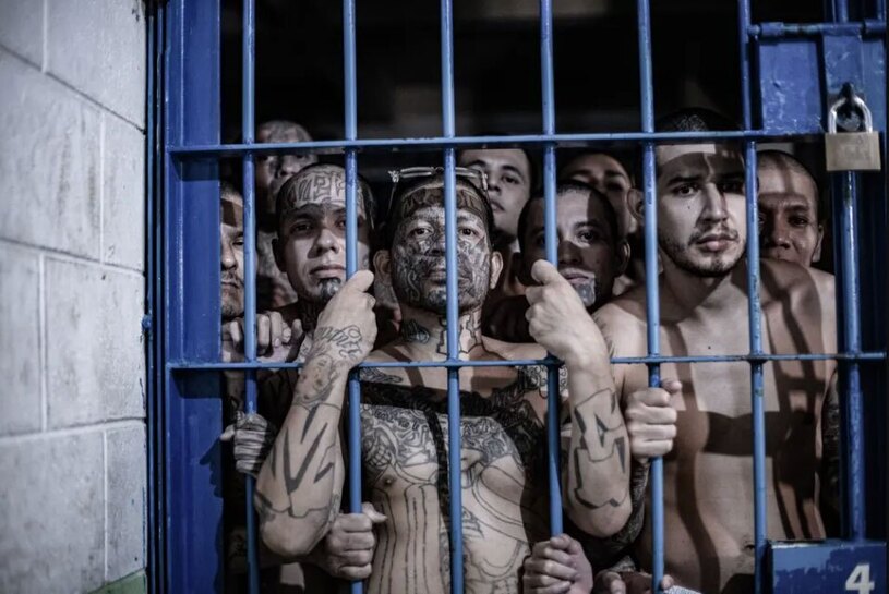 دستگیری اعضای باندهای خلافکار در السالوادور