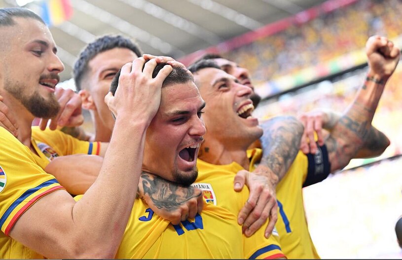 دیدنی های امروز؛ از مامور امنیتی طالبان تا قربانی های عید قربان شادمانی بازیکنان تیم ملی فوتبال رومانی از بُرد 2 بر صفر در برابر اوکراین