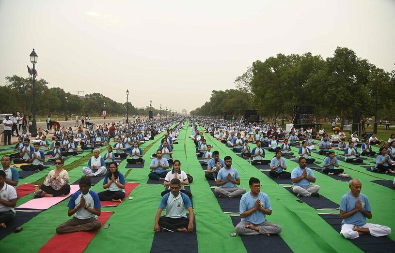 روز جهانی یوگا در شهر دهلی هند