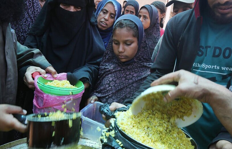 توزیع غذا بین آوارگان فلسطینی 