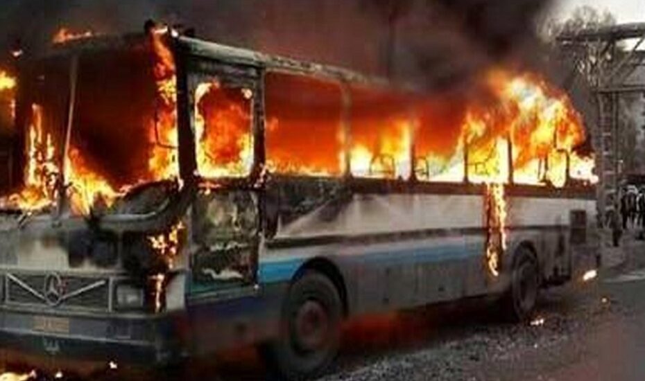 اتوبوس مسافری بروجرد آتش سوخت