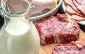 خوردن شیر با این خوراکی ها ممنوع