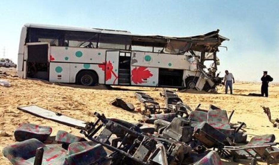 واژگونی اتوبوس