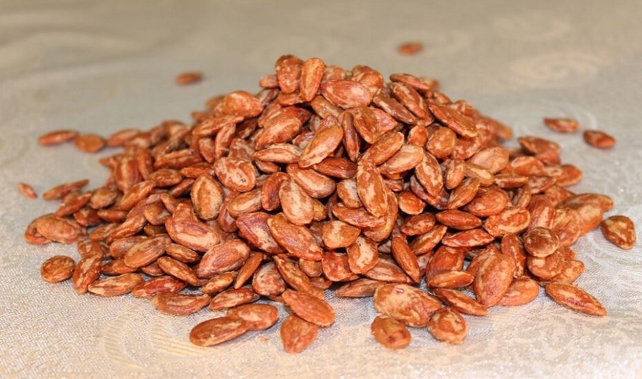 ۸ خاصیت تخمه ژاپنی