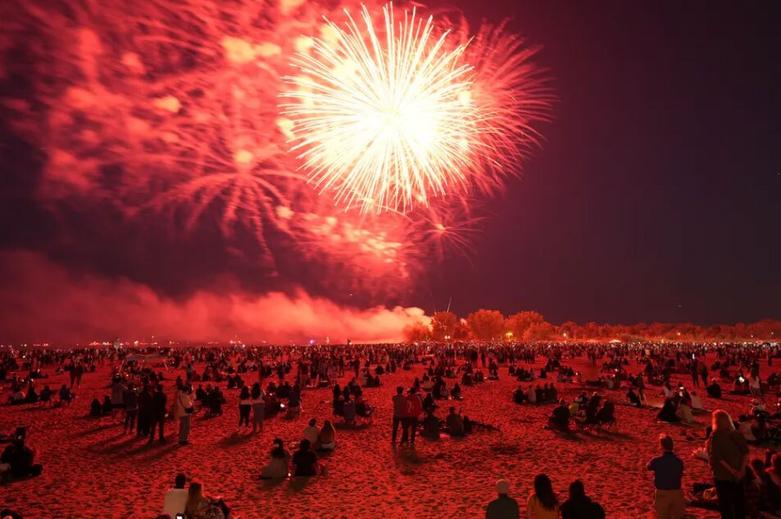 آتش بازی در روز ملی کانادا