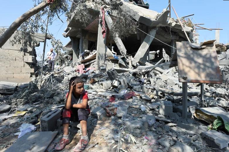 دیدنی های امروز؛ از توفان بریل تا مسابقات یورو 2024 بمباران اردوگاه آوارگان "نصیرات"