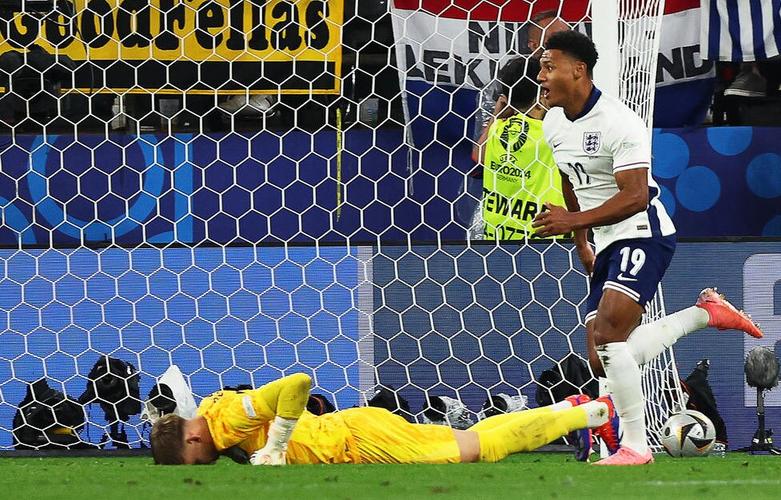 دیدنی های امروز؛ از نشست سران ناتو تا مسابقات یورو 2024 پیروزی 2 بر یک تیم ملی فوتبال انگلیس بر تیم هلند