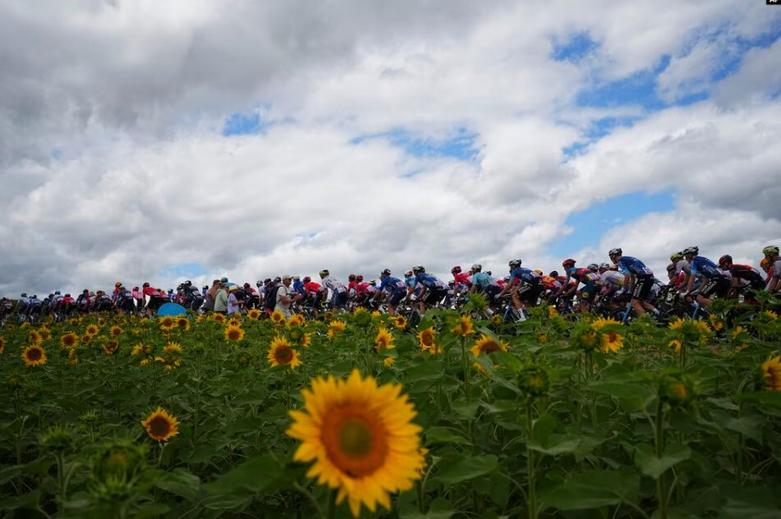 مسابقات بین المللی دوچرخه سواری "تور دوفرانس" 