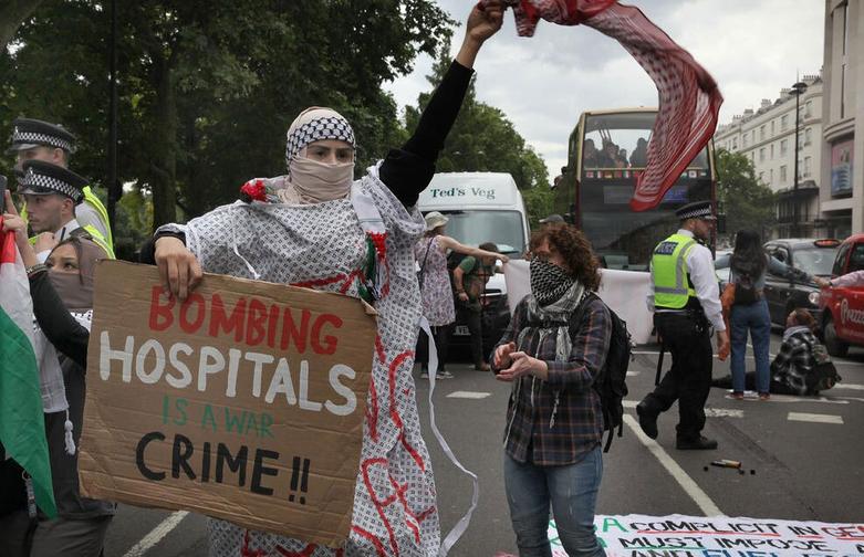 معترضان ضدجنگ حامی فلسطین خیابانی را در شهر لندن