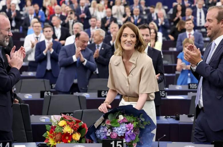 تشویق رئیس جدید پارلمان جدید اروپا پس از انتخاب