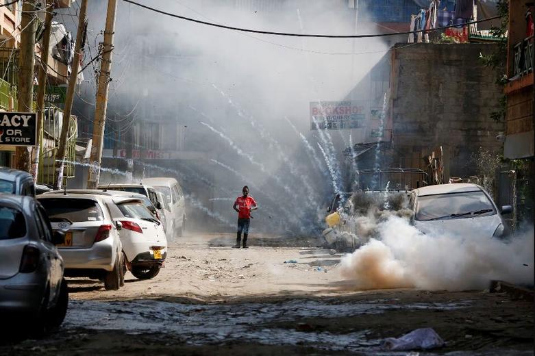 دیدنی های امروز؛ از اوضاع امنیتی پاریس تا آشتی گروه های فلسطینی ادامه اعتراضات سراسری علیه افزایش مالیات ها