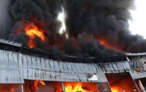 آتش‌سوزی انبار شیمیایی جاده قدیم کرج