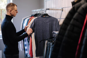 10 ایده خلاقانه برای فروش لباس و درآمد 