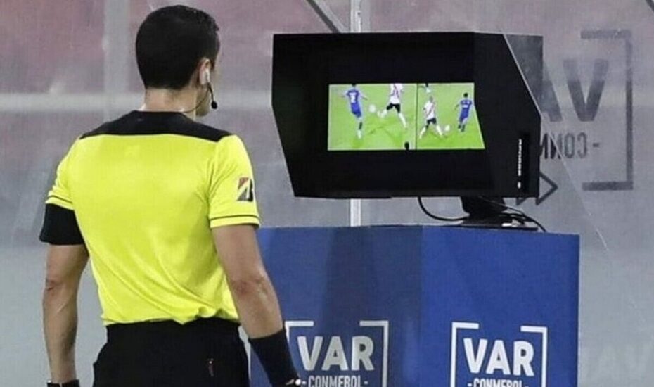 اولین محموله VAR