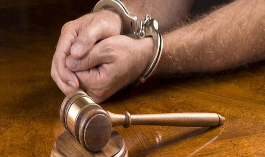 دوئل مرگبار در پمپ بنزیـن