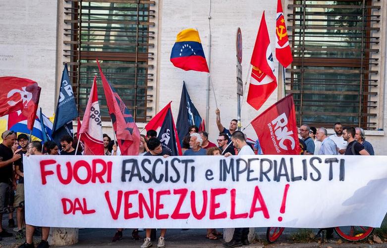 دیدنی های امروز؛ از پس لرزه های ترور هنیه تا مبارزه با کشت مواد مخدر در افغانستان تظاهرات در مقابل سفارت آمریکا در شهر روم ایتالیا