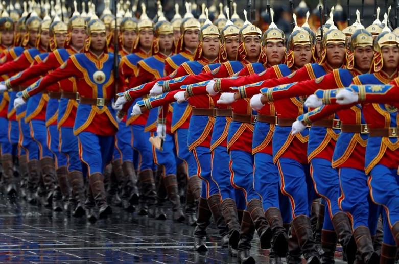 مراسم استقبال رسمی از رئیس جمهوری سوئیس