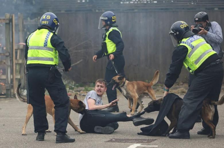 شورش های شهری علیه مهاجران در انگلیس