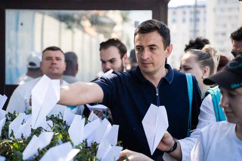 اعتراض در مقابل سفارت فرانسه در شهر مسکو روسیه