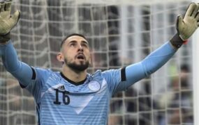 دروازه‌بان الجزایری پرسپولیس