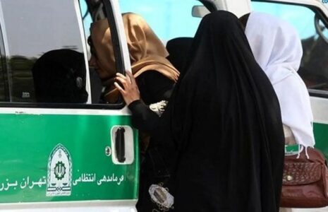 موضوع توقف گشت ارشاد از مطالبات امروز زنان است