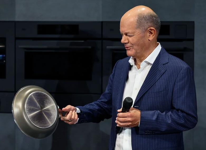 صدراعظم آلمان در صدمین نمایشگاه تجاری IFA