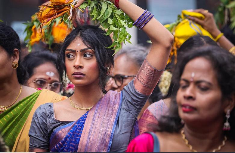 دیدنی های امروز؛ از مراسم اختتامیه پارالمپیک پاریس تا جشنواره های هندو برگزاری مراسم آیینی هندوها در لندن