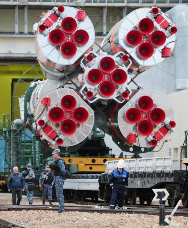 دیدنی های امروز؛ از مراسم اختتامیه پارالمپیک پاریس تا جشنواره های هندو فضاپیمای سایوز MS-26 روسی قبل از پرتاب با خدمه ایستگاه فضایی بین المللی بایکونور قزاقستان